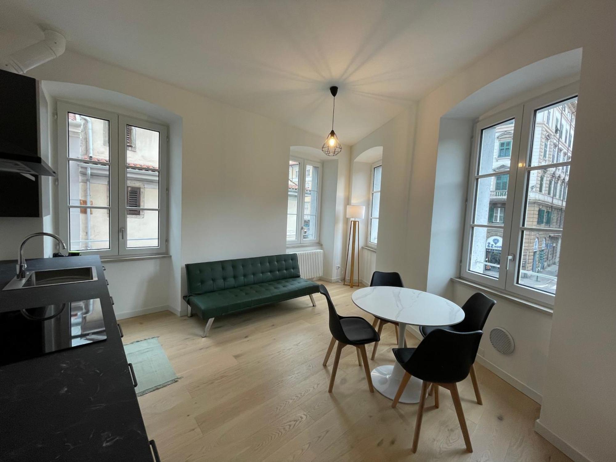 Le Vie Del Vento - Garibaldi Apartment Trieste Bagian luar foto