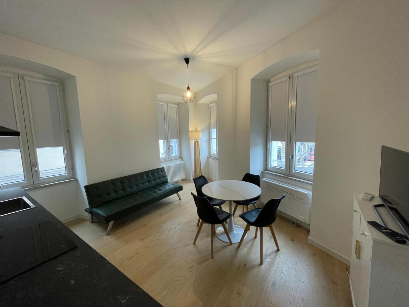 Le Vie Del Vento - Garibaldi Apartment Trieste Bagian luar foto